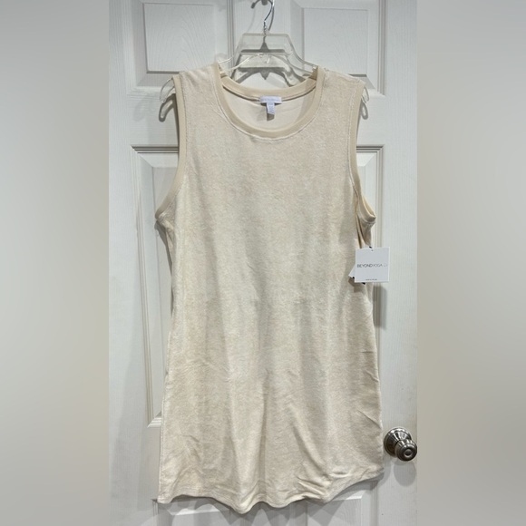 Beyond Yoga Women's XL Out Of Town Dress Cream NWT Mid Thigh - Picture 1 of 9